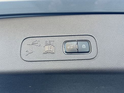 Certified 2023 Lincoln Aviator Reserve w/ Elements Package Plus image 18