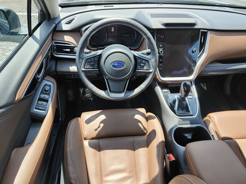 Used 2025 Subaru Outback Touring AWD/4WD image 30