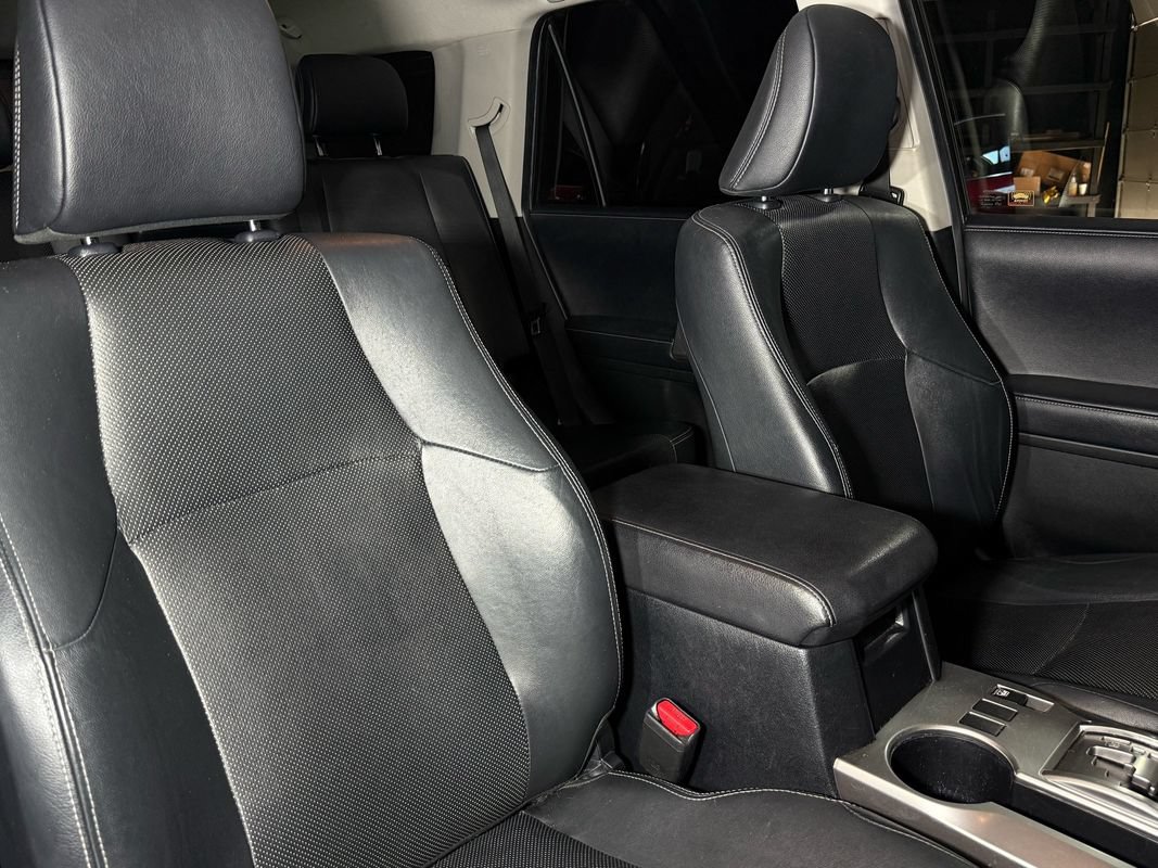 Used 2019 Toyota 4Runner Limited AWD/4WD image 17