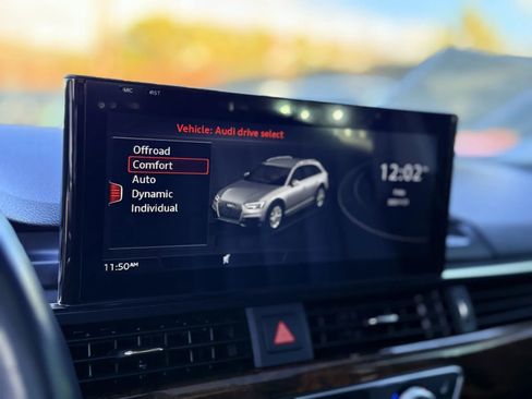 Used 2018 Audi A4 2.0T allroad Premium Plus w/ Premium Plus Package image 31