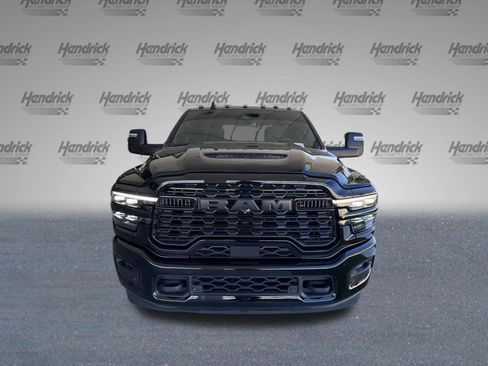 Used 2025 RAM 2500 Limited AWD/4WD image 3