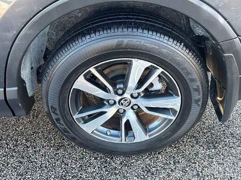 Used 2017 Toyota RAV4 XLE image 40