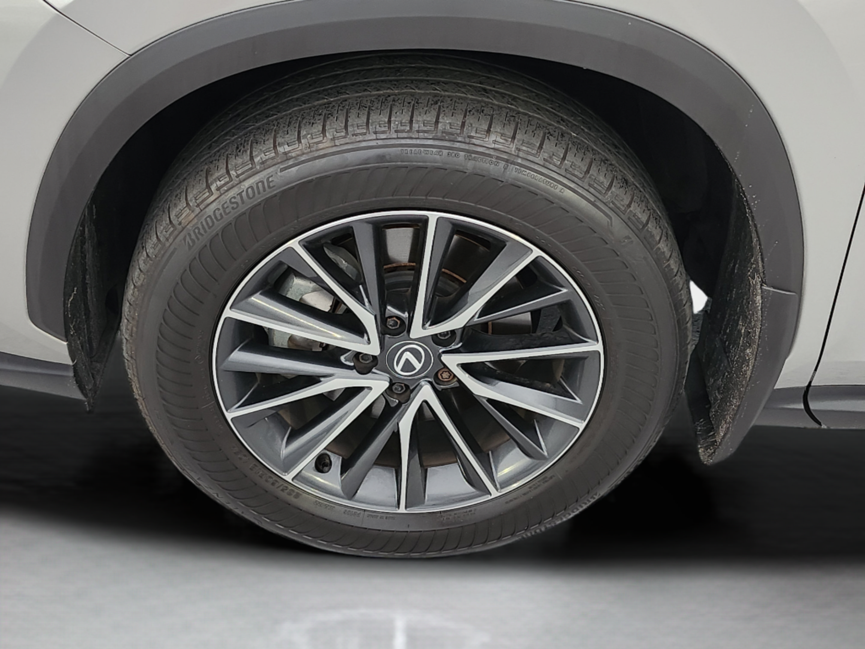 Certified 2025 Lexus NX 250 FWD w/ Accessory Package (2T) image 31