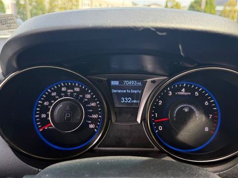 Used 2015 Hyundai Genesis 3.8 RWD image 16