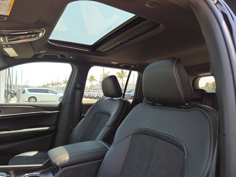New 2026 Jeep Grand Cherokee Altitude AWD/4WD image 13