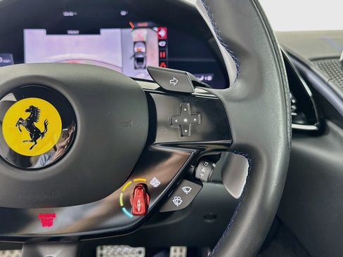 Used 2025 Ferrari Roma Spider RWD image 20