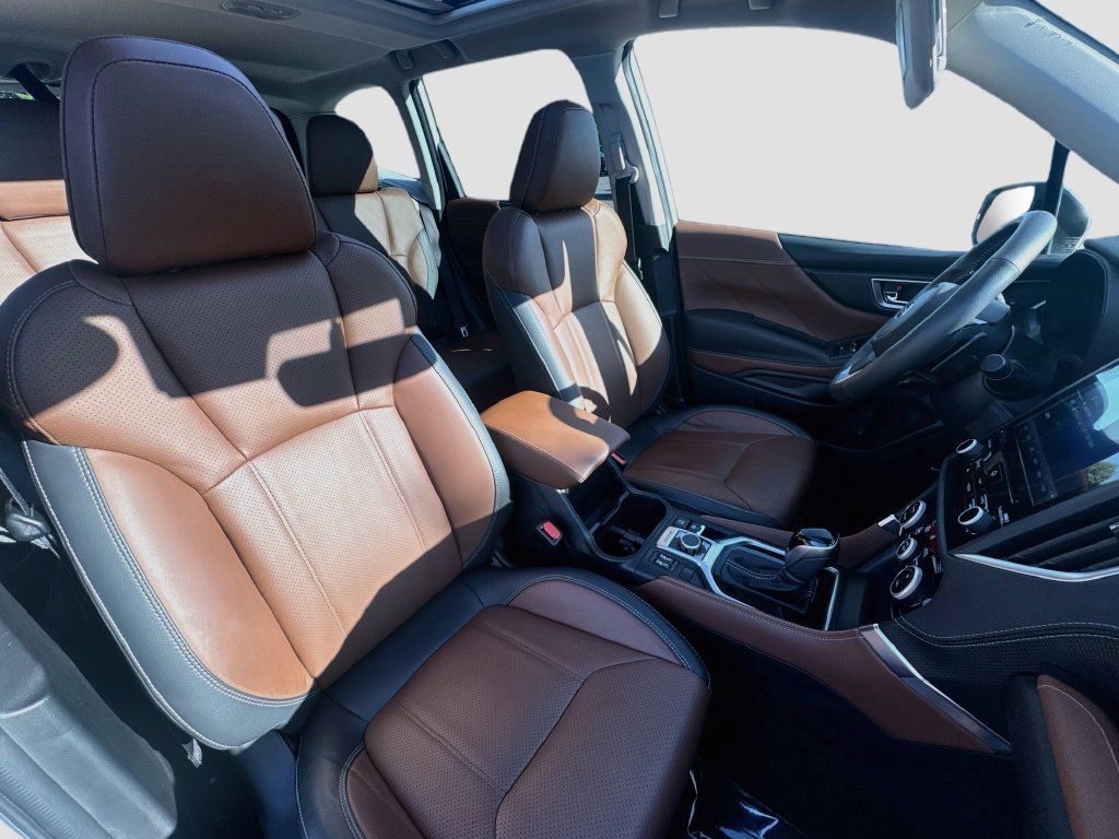 Certified 2023 Subaru Forester Touring AWD/4WD image 28