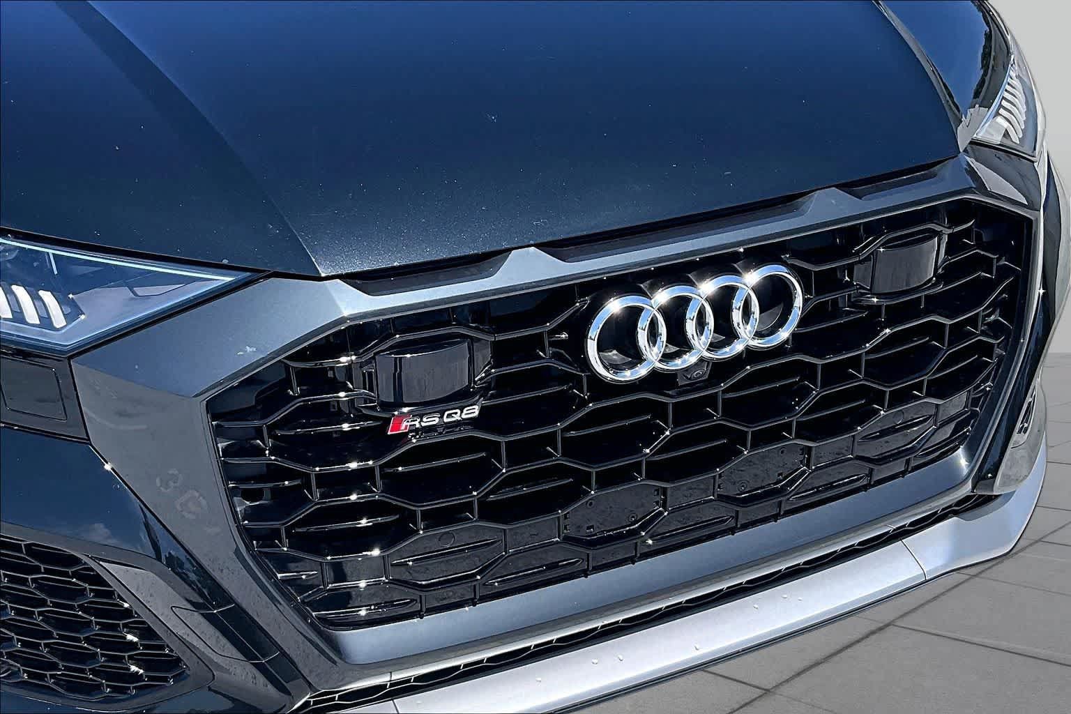 Used 2023 Audi RS Q8 AWD/4WD image 29