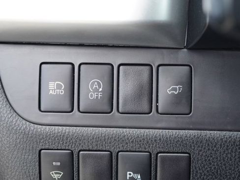 Used 2017 Toyota Highlander Limited w/ Carpet Mat Package FWD image 20