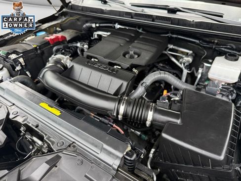 Certified 2025 Nissan Frontier PRO-4X AWD/4WD image 23