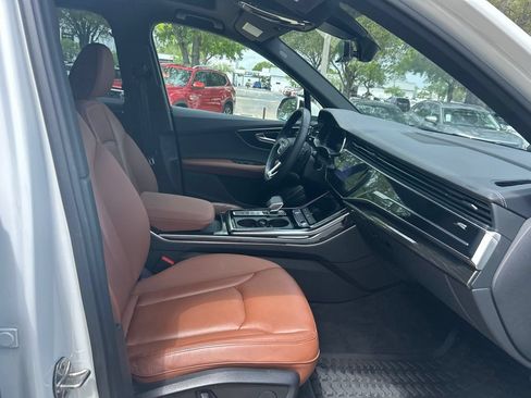 Used 2023 Audi Q7 2.0T Premium w/ Towing Package AWD/4WD image 35