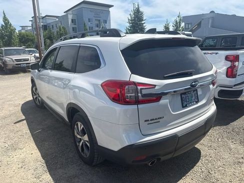 Used 2023 Subaru Ascent Premium w/ Convenience Package AWD/4WD image 4