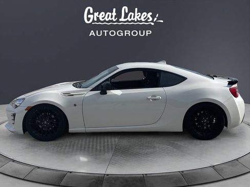 Used 2018 Toyota 86 RWD image 2
