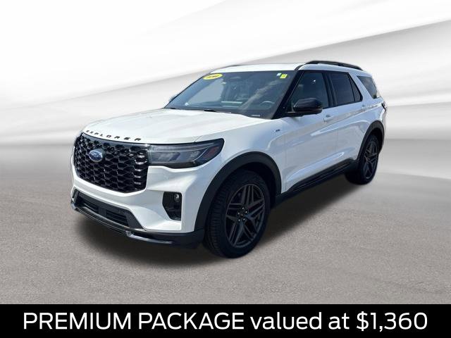 New 2026 Ford Explorer ST-Line w/ ST-Line Street Pack AWD/4WD image 5