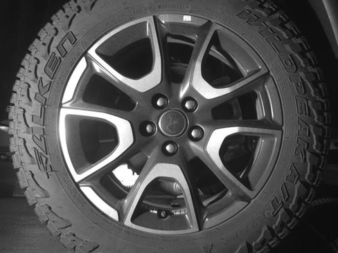 Used 2025 Jeep Compass Trailhawk AWD/4WD image 15