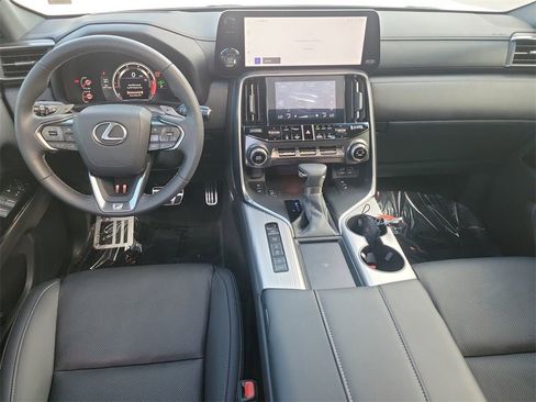 Used 2024 Lexus LX 600 F Sport image 18