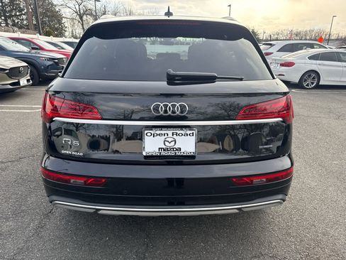 Used 2021 Audi Q5 Premium w/ Convenience Package image 6