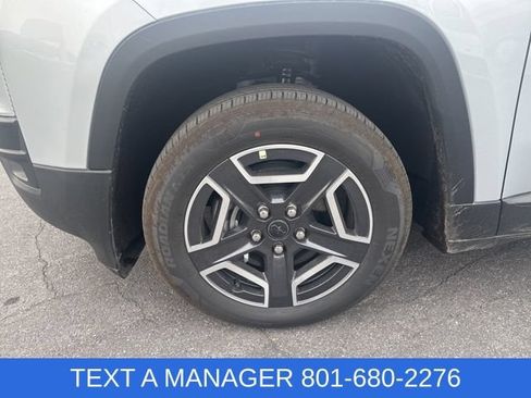 New 2026 Jeep Cherokee Limited AWD/4WD image 6