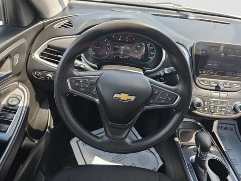 Used 2023 Chevrolet Malibu LT FWD image 12