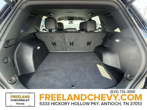 Used 2025 Chevrolet Equinox LT w/ Convenience Package II AWD/4WD image 15
