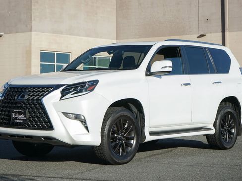 Used 2020 Lexus GX 460 Premium image 2