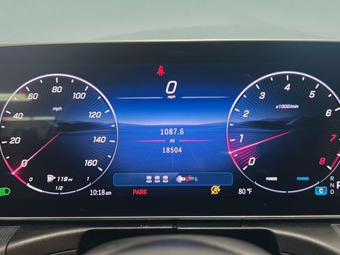 Used 2025 Mercedes-Benz C 300 Sedan image 29