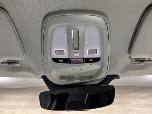 Used 2024 Volvo XC90 B6 Ultimate w/ Protection Package Premier image 24