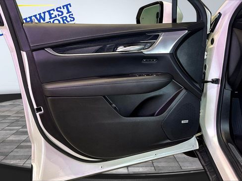 Used 2024 Cadillac XT5 Premium Luxury FWD image 20