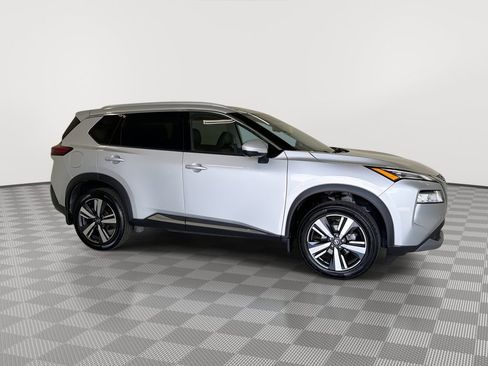 Used 2021 Nissan Rogue SL FWD image 12