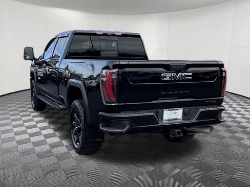 Used 2024 GMC Sierra 3500 AT4 w/ AT4 Premium Plus Package image 4