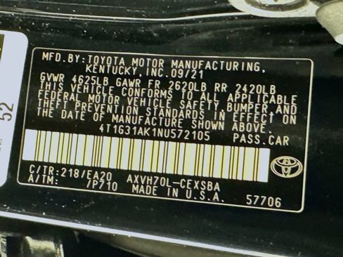 Used 2022 Toyota Camry SE FWD image 32