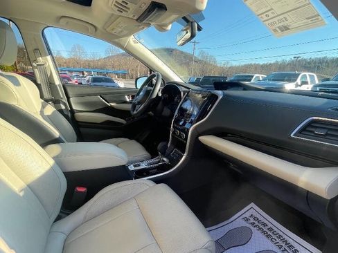 Used 2021 Subaru Ascent Limited w/ Technology Package image 16