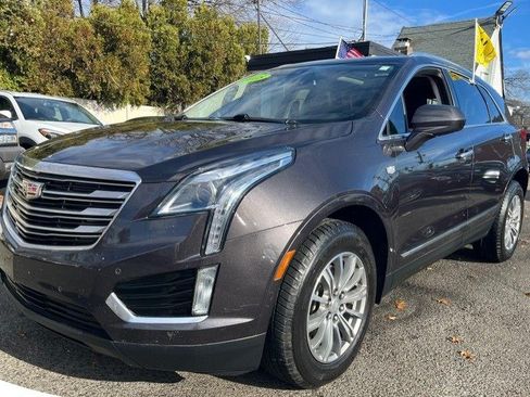 Used 2018 Cadillac XT5 Luxury w/ Driver Awareness Package FWD image 2
