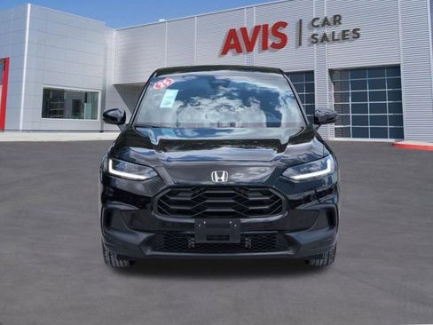 Used 2025 Honda HR-V Sport image 2