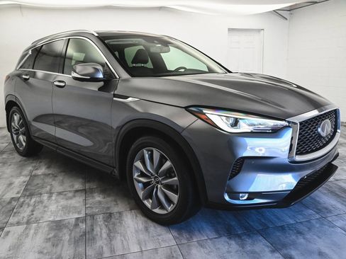 Used 2022 INFINITI QX50 Essential image 3