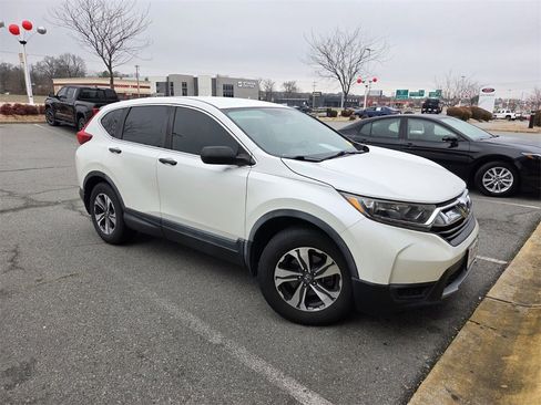 Used 2017 Honda CR-V LX image 9
