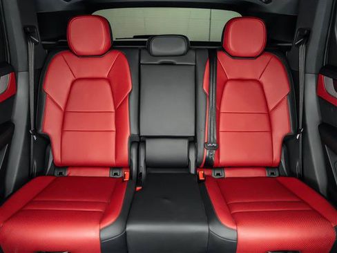 Certified 2026 Porsche Cayenne E-Hybrid AWD/4WD image 29