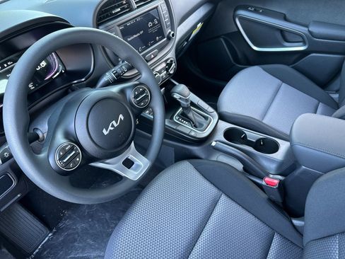 New 2025 Kia Soul LX image 10