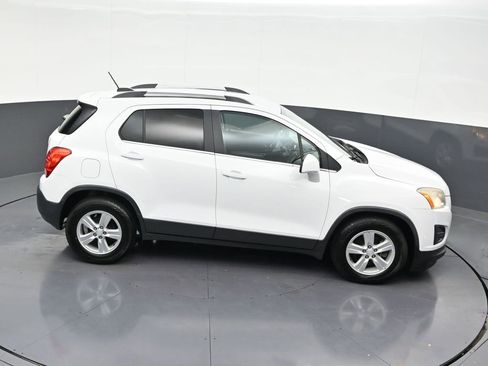 Used 2016 Chevrolet Trax LT FWD image 22