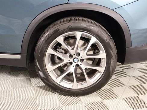 Used 2025 BMW X5 xDrive40i AWD/4WD image 19