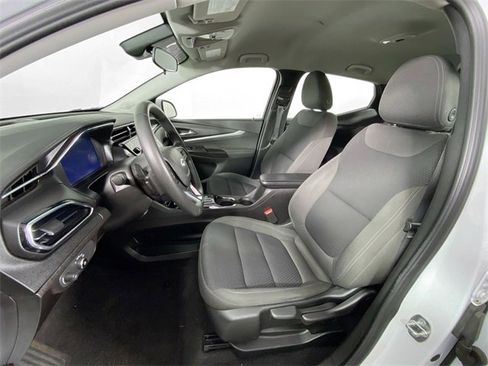 Used 2023 Chevrolet Bolt EUV LT w/ Driver Confidence Package image 16