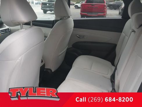 Used 2025 Hyundai Tucson SEL image 42