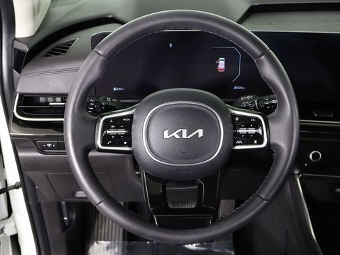 Used 2025 Kia Carnival SX Prestige FWD image 49