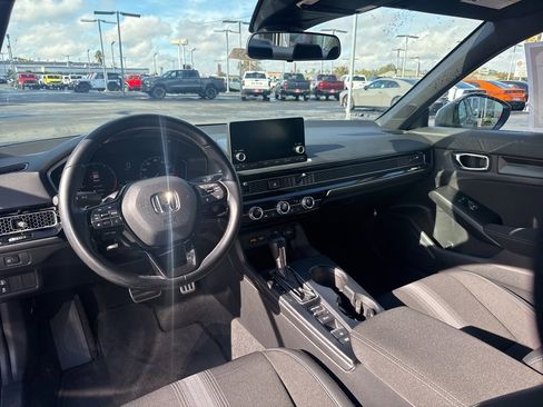 Used 2022 Honda Civic Sport image 15