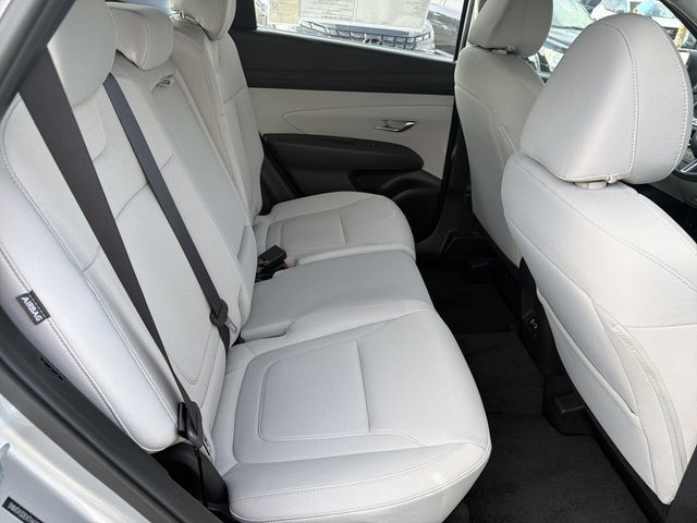 Certified 2026 Hyundai Tucson SE FWD image 18