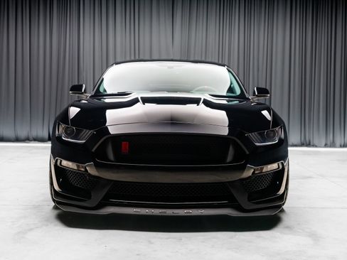 Used 2016 Ford Mustang Shelby GT350R w/ GT350R Equipment Group 920A RWD image 22
