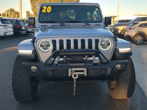 Used 2020 Jeep Wrangler Unlimited Sahara w/ Uconnect 4C Nav & Sound Group image 7