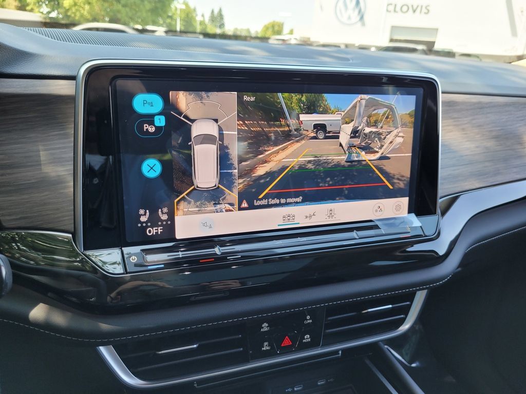 New 2025 Volkswagen Atlas SEL Premium R-Line AWD/4WD image 18