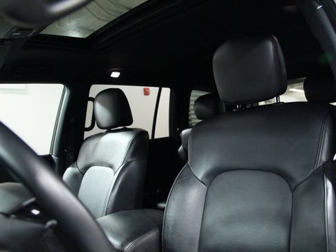 Used 2021 Nissan Armada SL w/ Midnight Edition Package AWD/4WD image 6