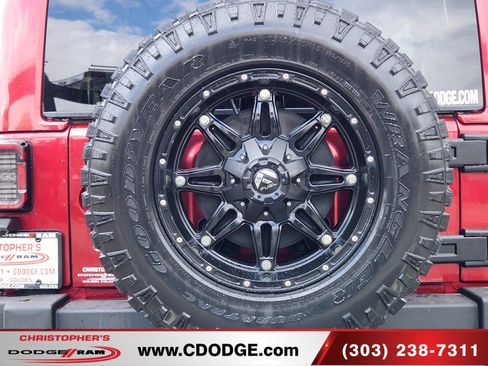 Used 2013 Jeep Wrangler Unlimited Rubicon w/ Connectivity Group AWD/4WD image 24